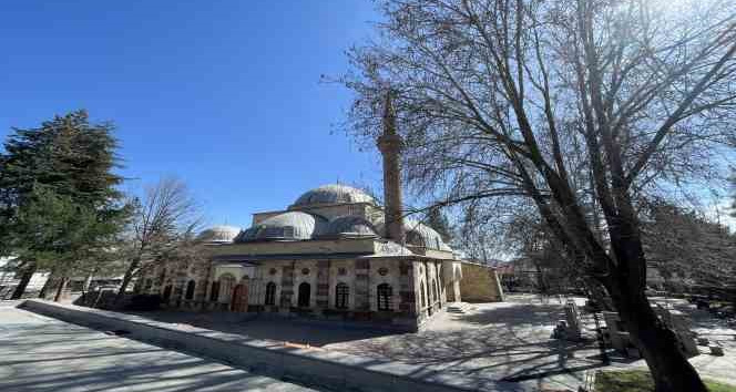 Kanuni Sultan Süleyman’ın inşa ettirdiği cami 5 asırdır ayakta