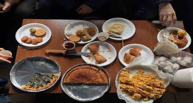 Tatarlar yöresel yemeklerini yapıp bir araya geldi