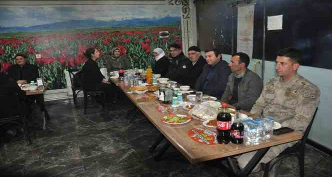 Kaymakam Ocak, şehit aileleri ve gazilerle iftarda buluştu
