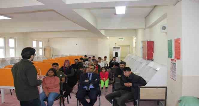 Cizre’ye gelen depremzedelere ’Deprem sonrası psikolojik destek eğitimi’ verildi