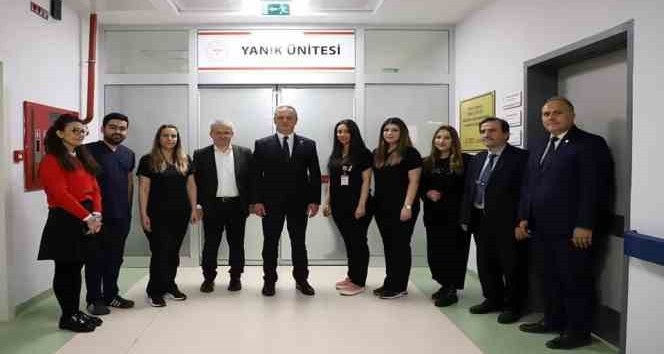 Başkan Alan hizmete giren yanık ünitesini inceledi