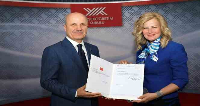 Avrasya Üniversitesi Rektörü Prof.Dr. Füsun Terzioğlu mazbatasını aldı