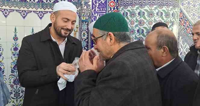 Aydınlar beldesinde Sakal-ı Şerif’e yoğun ilgi