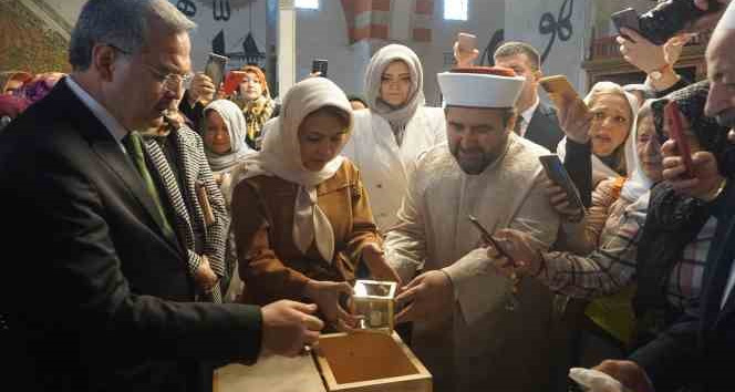 Sakal-ı Şerif, Edirnekari ile işlenen muhafaza kutusunda saklanacak