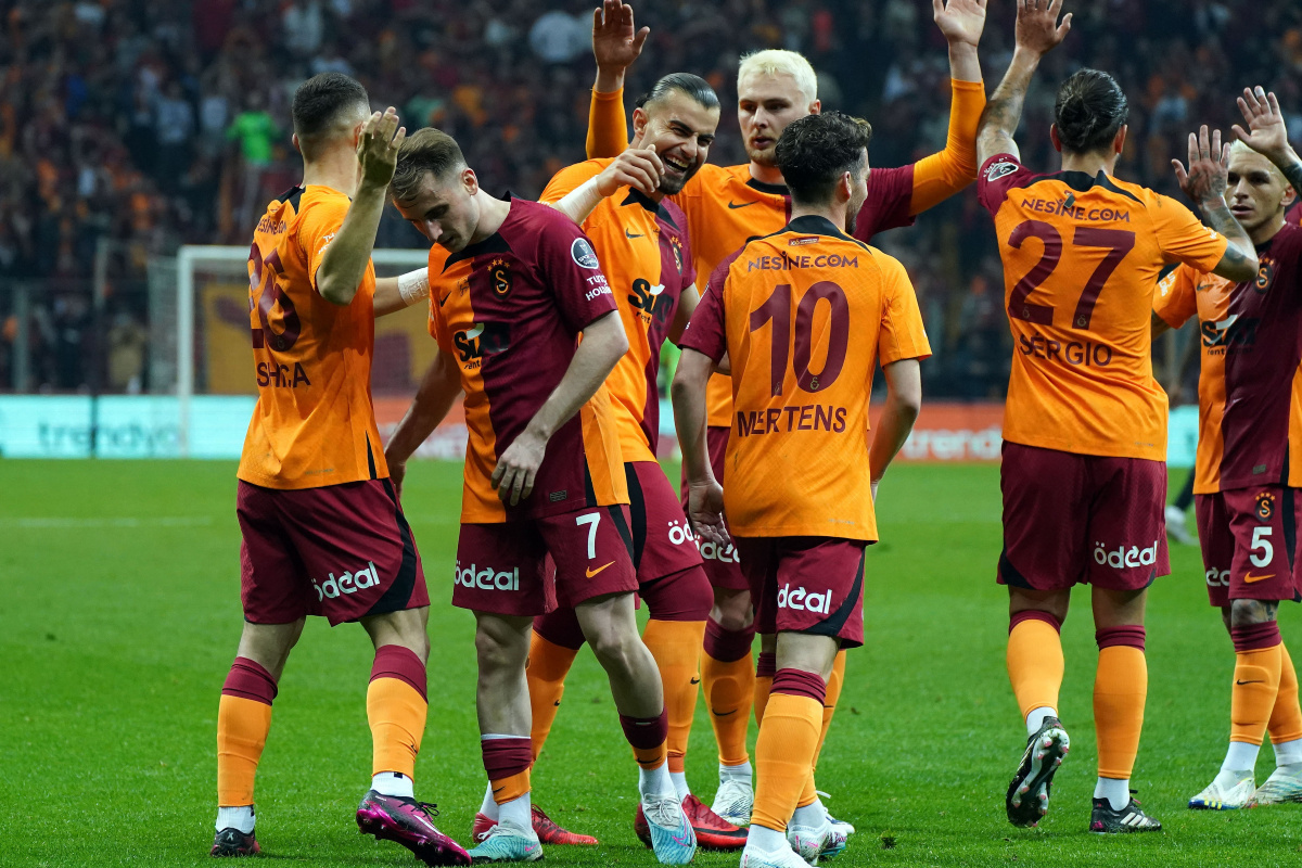 Icardi şov yaptı! Galatasaray&#039;dan Kayserispor&#039;a gol yağmuru