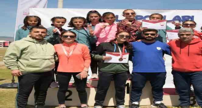 Karslı atlet Türkiye 3’üncüsü oldu