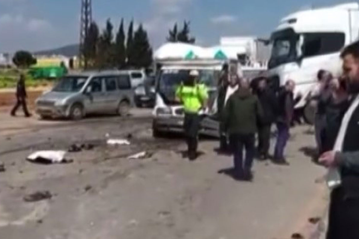 Gaziantep&#039;te 8 aracın karıştığı zincirleme trafik kazası: 3 yaralı