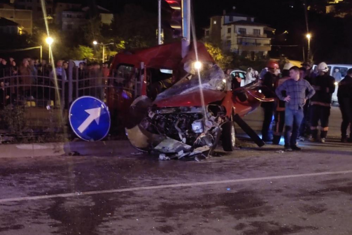 Trabzon&#039;da trafik kazası: 1 ölü, 1 yaralı!