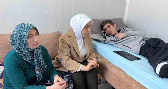 Cumhurbaşkanı Erdoğan’dan depremzede Ömer için  protez kol ve bacak talimatı