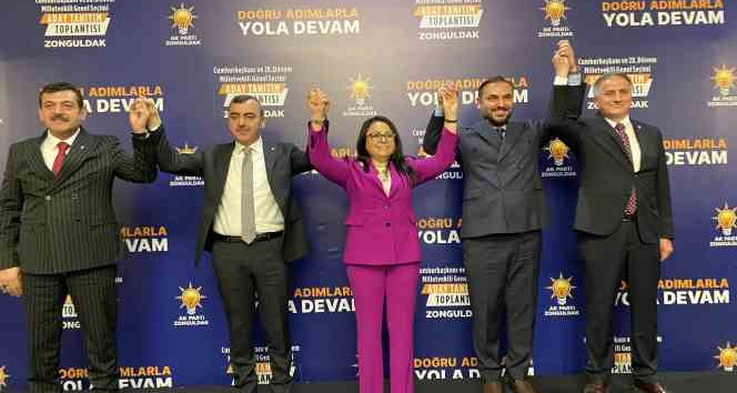 AK Parti adaylarını tanıttı