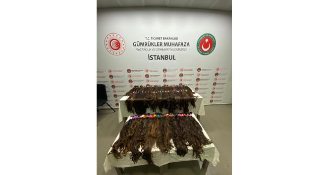 Sabiha Gökçen’de valiz içerisinde kilolarca insan saçı ele geçirildi