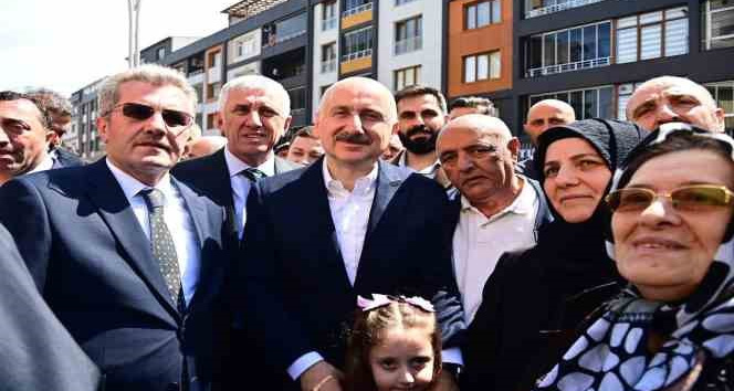 Bakan Karaismailoğlu’na ata toprağı Of’ta yoğun ilgi