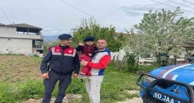 Kaybolan çocuk için köy halkı seferber oldu