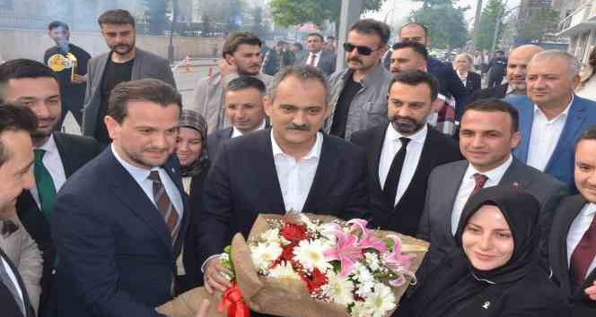 Bakan Özer: "2023 yılı içersinde Fatsa çevre yolu ihalesi yapılacak"