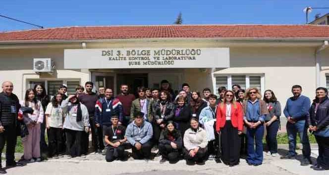 Lise öğrencilerinden ‘DSİ 3. Bölge Laboratuvarlarına’ teknik gezi