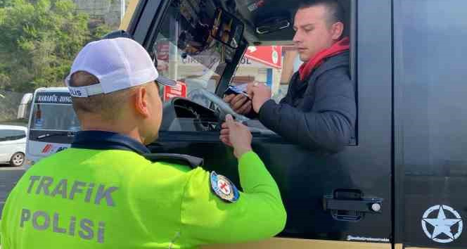 Trafik ekipleri bayram öncesi denetimleri artırdı