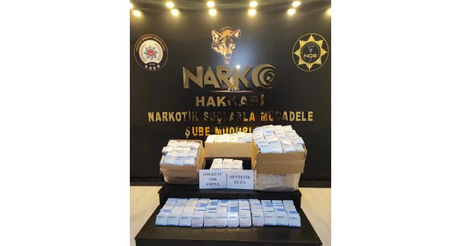 Hakkari’de 7 bin 490 ampul sentetik ecza ilacı ele geçirildi