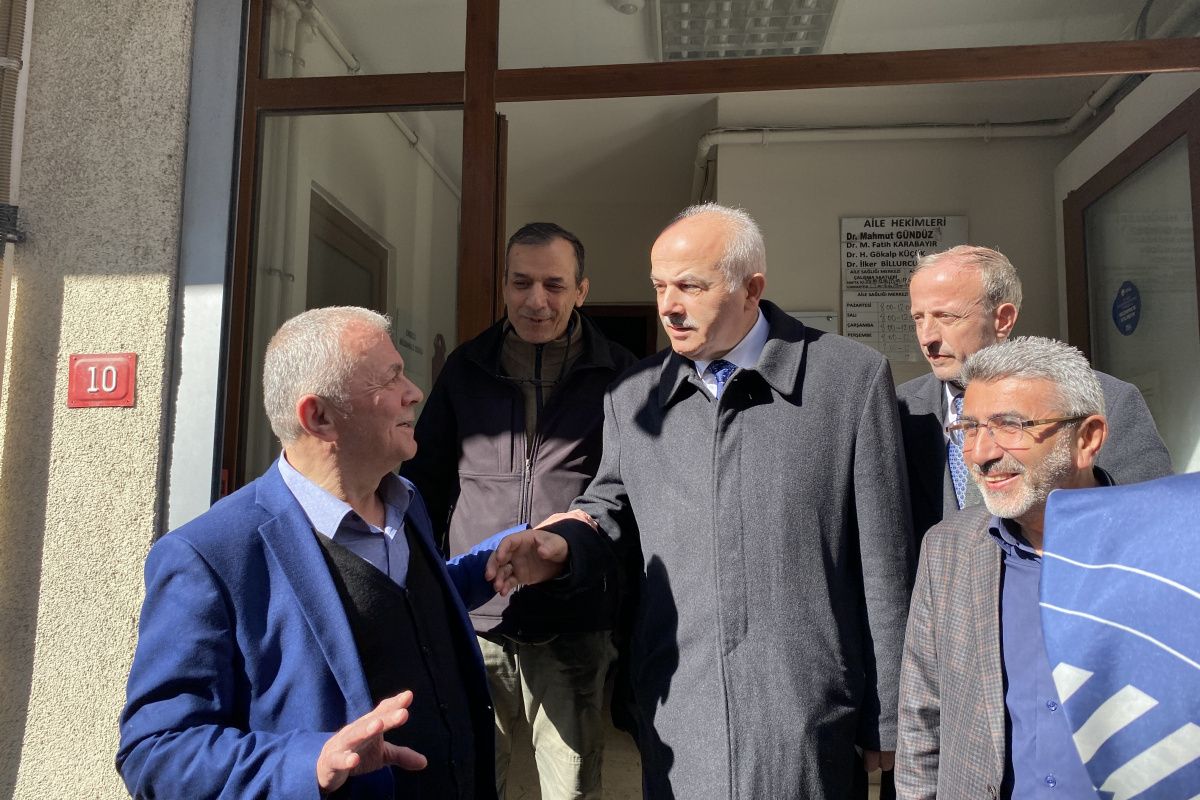 AK Parti Milletvekili Adayı Eroğlu, Çağlayan’da esnafı ziyaret etti