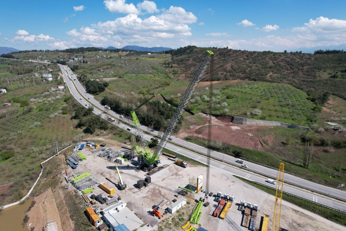 Türkiye’nin milli projelerini bu dev vinç kaldıracak