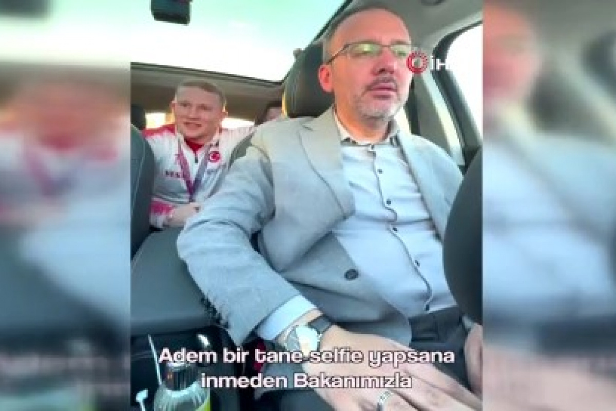 Bakan Kasapoğlu'ndan Avrupa şampiyonlarına Togg jesti