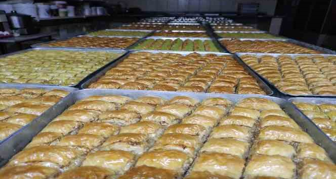 Tatlıcılarda bayram yoğunluğu başladı