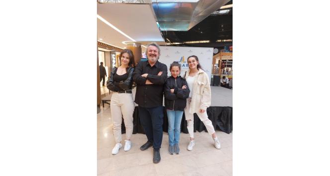 Müfit Can Saçıntı sevenleriyle buluştu