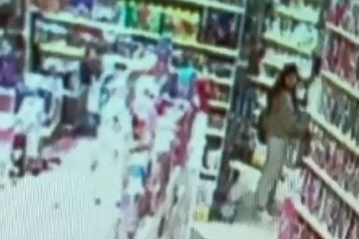 Bin 100 lira değerinde oyuncak çalan kadın güvenlik kamerasına yakalandı