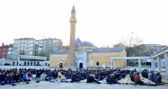 Kırşehir’de bayram coşkusu Ahi Evran Külliyesinde yaşandı