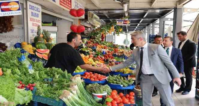 Başkan Oktay, Marmaris esnafıyla bayramlaştı