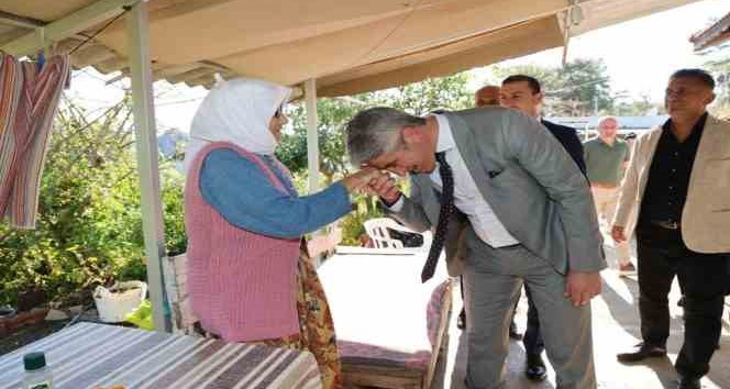 Başkan Oktay, büyükleri unutmadı