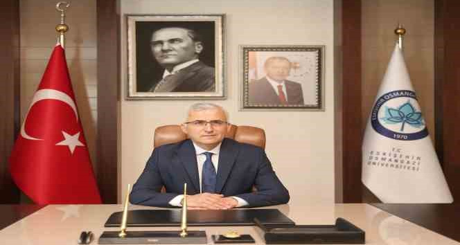 Rektör Kamil Çolak’tan 23 Nisan kutlama mesajı