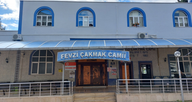 Camiden bilgisayar hırsızlığı