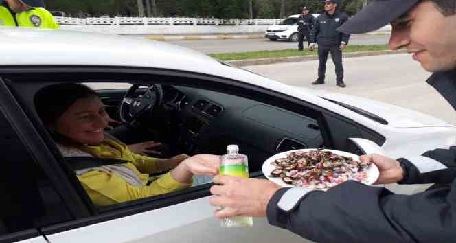 Uzunköprü’de ‘Bayramınız kemerli olsun’ denetimi yapıldı