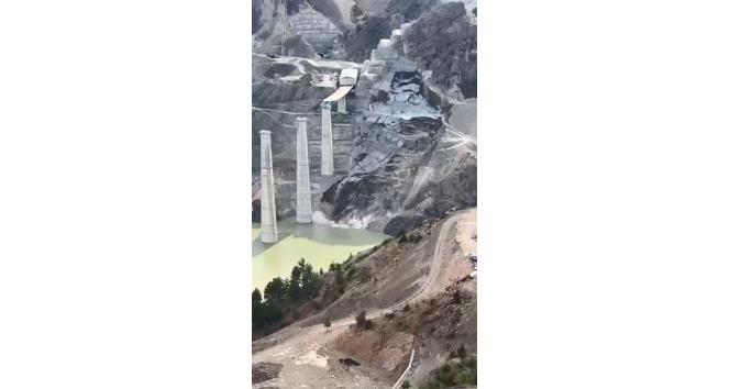 Yusufeli Kaymakamı Kurt: "Heyelan beklenen bir durumdu"