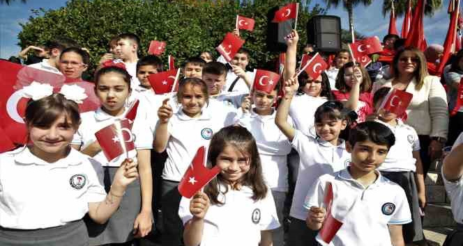 Mersin’de 23 Nisan coşkuyla kutlandı