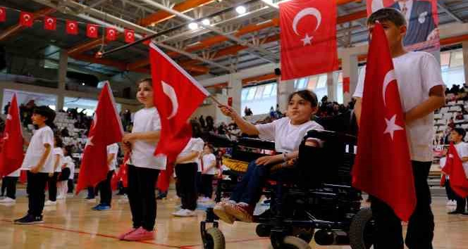 23 Nisan Erzincan’da coşkuyla kutlandı