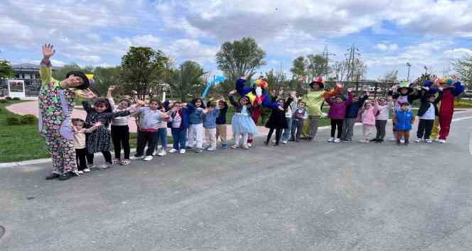 Esenler Belediyesi 23 Nisan Ulusal Egemenlik ve Çocuk Bayramı’nı coşku ile kutladı