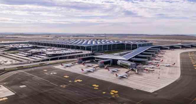 İstanbul Havalimanı’nda günlük uçuş ve yolcu sayısında tüm zamanların rekoru kırıldı