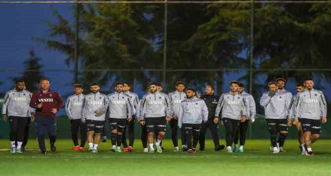 Trabzonspor 3 günlük iznin ardından Konyaspor hazırlıklarına başladı