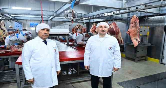 Bakanlar Karaismailoğlu ve Kirişci, Et ve Süt Kurumu Trabzon Et Kombinası’nın açılışını yaptı