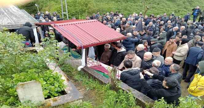 Trafik kazasında hayatını kaybeden eltiler toprağa verildi