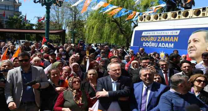 AK Parti Artvin Milletvekili adayı Faruk Çelik: “Tayyip Erdoğan’ın en büyük rakibi Amerika Devlet Başkanı Biden’dir”