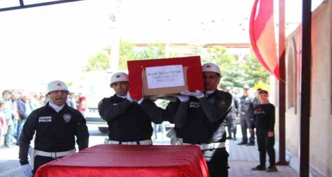 Kazada hayatını kaybeden polis memuru toprağa verildi
