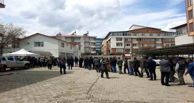 Bingöl’de 10 bin fidan dağıtıldı