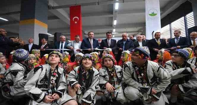 Yunuseli’ne hem otopark hem kapalı pazar alanı