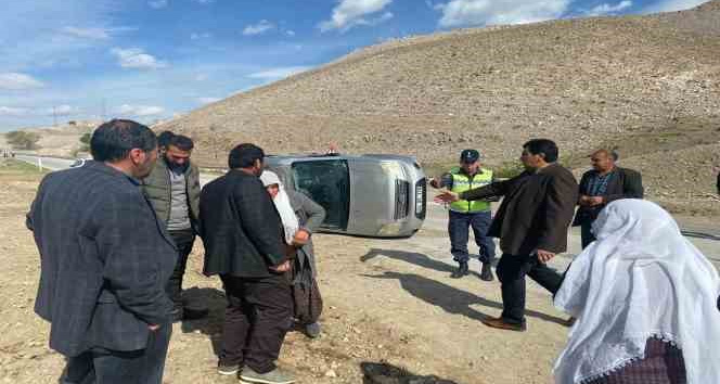Erzincan’da trafik kazası: 2 yaralı