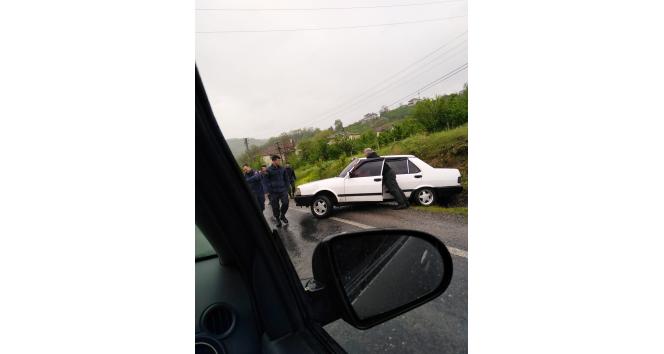 Yağmurlu hava kazayı beraberinde getirdi