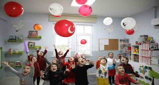 Efeler’in minik yüreklerinden depremzede anneler için büyük kampanya