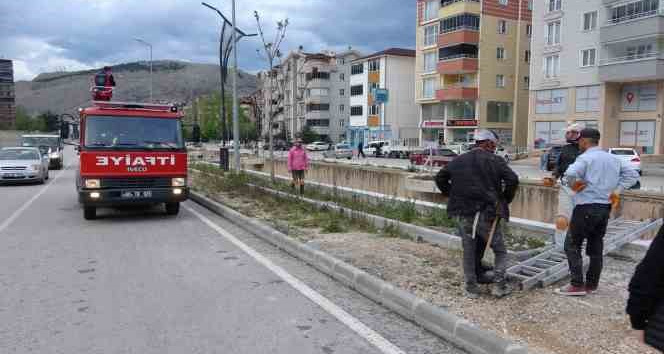Kanala düşen şahsı ekipler kurtardı