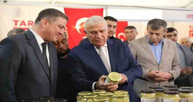 Başkan Atay, Aydın Tarım Fuarı’nda belediyenin ürünlerini tanıttı
